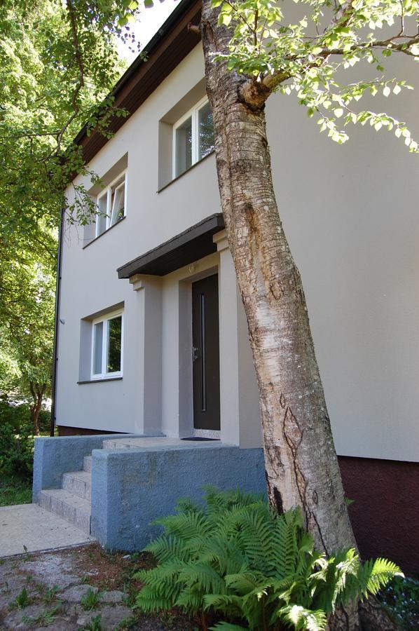 Kaunis Guesthouse ทาลลินน์ ภายนอก รูปภาพ